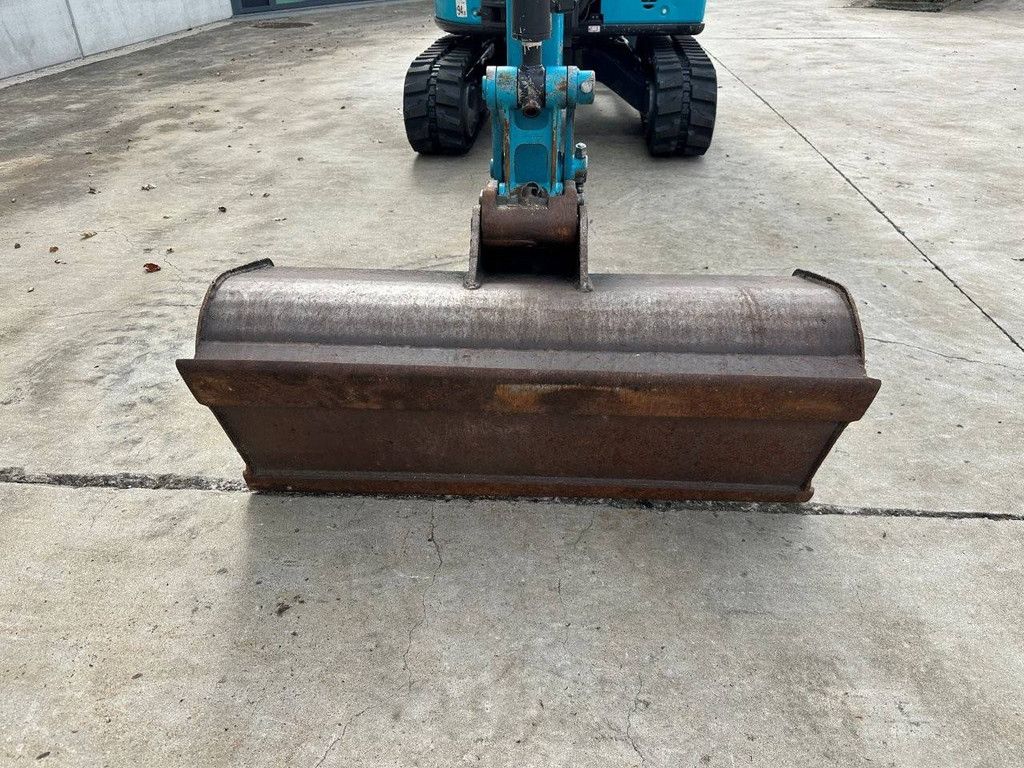 Rupsgraafmachine Airmann AX33u-7 Diesel 2023