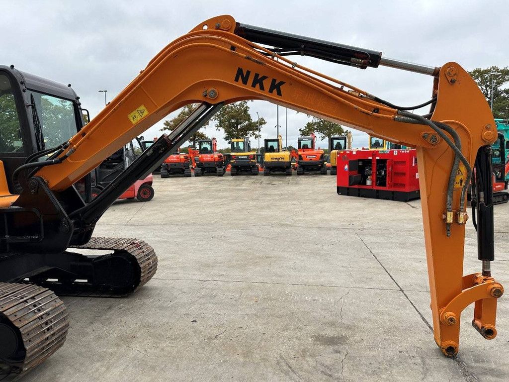 Crawler excavator NNK/Robex NS75-7 Diesel