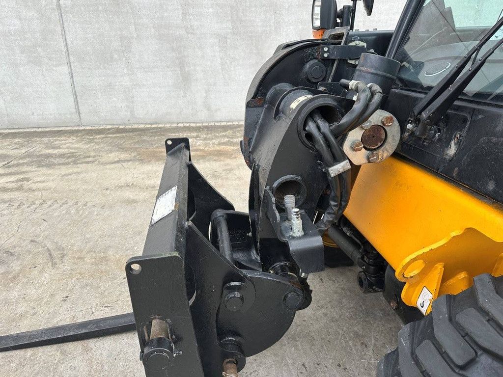 Verreiker JCB 520-40 Diesel 2000kg 2018