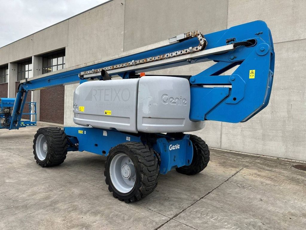Articulating boom lift Genie Z80/60 26m Diesel 2007