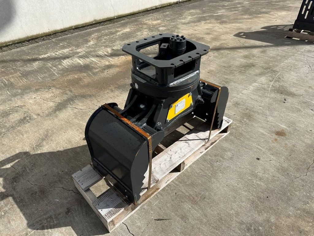 Sorting grab Mustang GRP150CH 2024 New