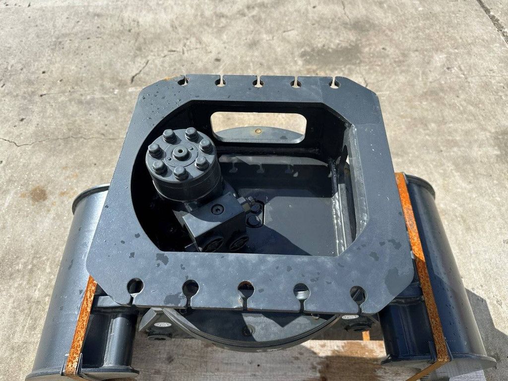 Sorting grab Mustang GRP150CH 2024 New