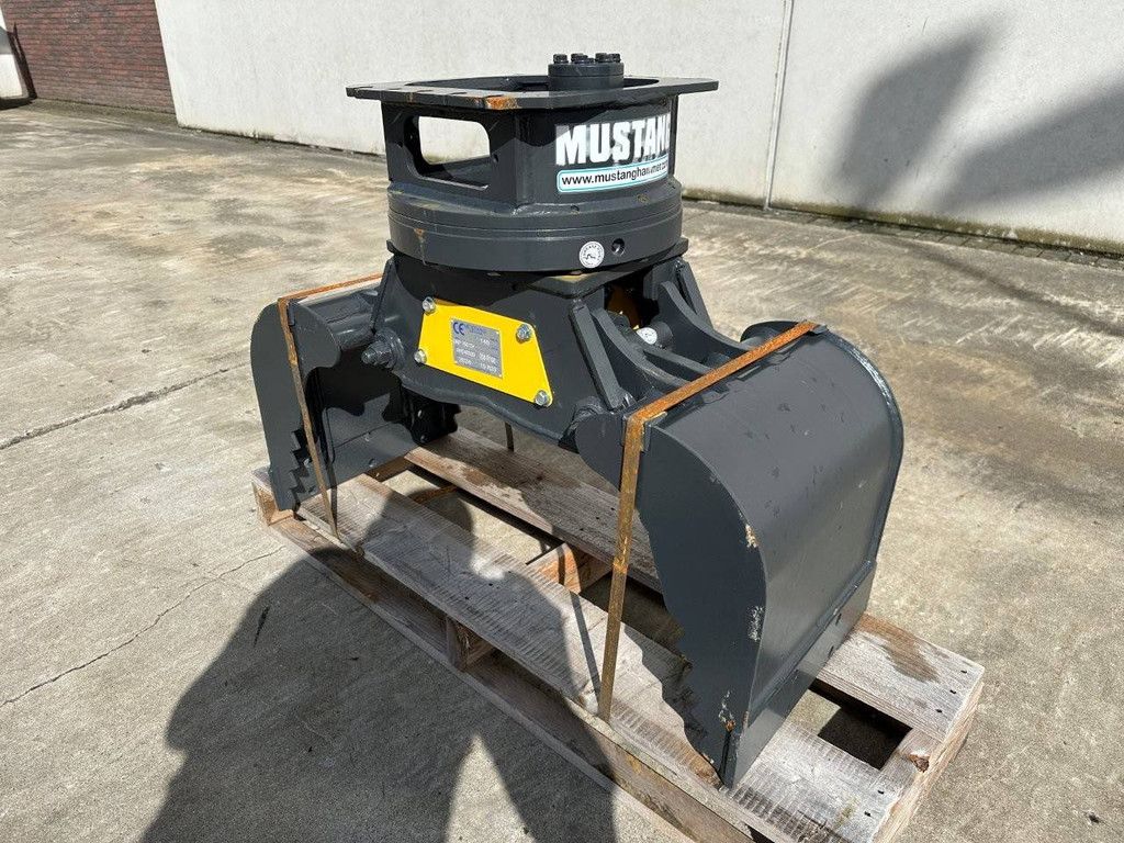 Sorting grab Mustang GRP150CH 2024 New