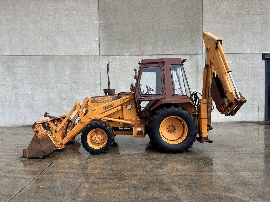 Backhoe loader Case 580G Diesel 1986