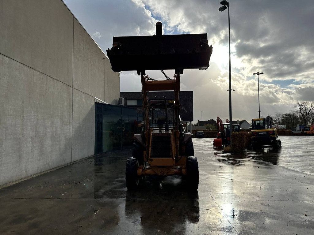 Backhoe loader Case 580G Diesel 1986