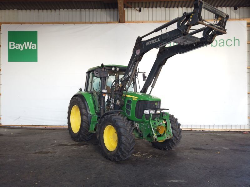 John Deere 6230
