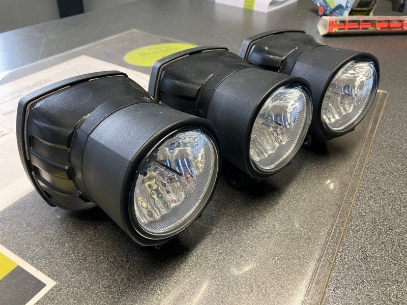 Claas 00 2161 671 1\Arbeitsscheinwerfer Xenon