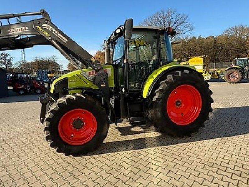 Claas Arion 430