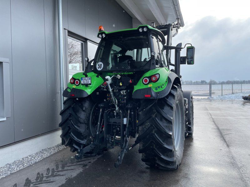 Deutz-Fahr 6170.4 TTV mit Quicke Frontlader