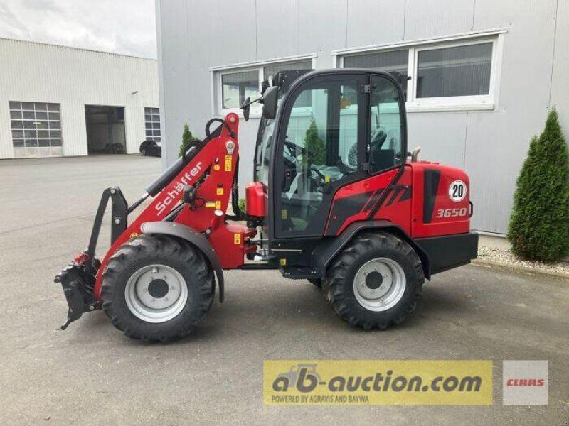 Schäffer 3650 MIT KABINE