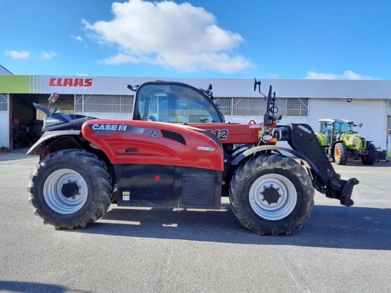 Case IH FARMLIFT 742