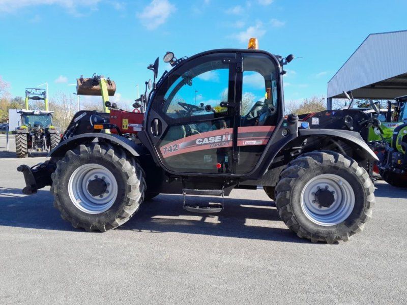 Case IH FARMLIFT 742