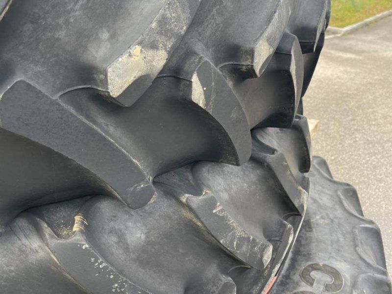 Fendt 820 724 Pflegebereifung 190cm Spur 320/90R32 340/85R48