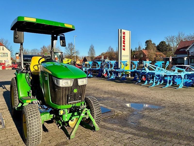 John Deere 3038-R 1235Std.  FKH & FZW