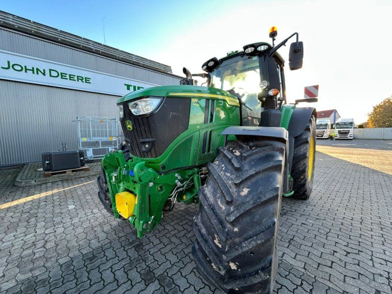 John Deere 6M 250 **MIETRÜCKLÄUFER**