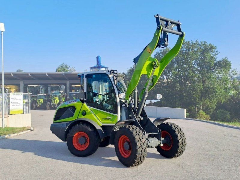 Claas Torion  530 (Hoflader / )