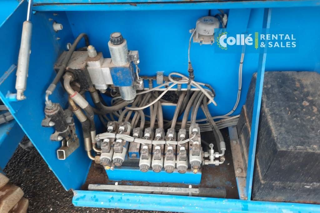 Holland Lift B 195 DL 25 | 2008