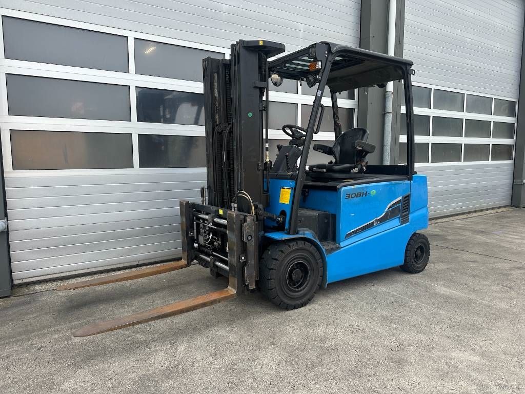 Hyundai 30BH-9 - 3ton - 3000kg heftruck elektrisch Triplex