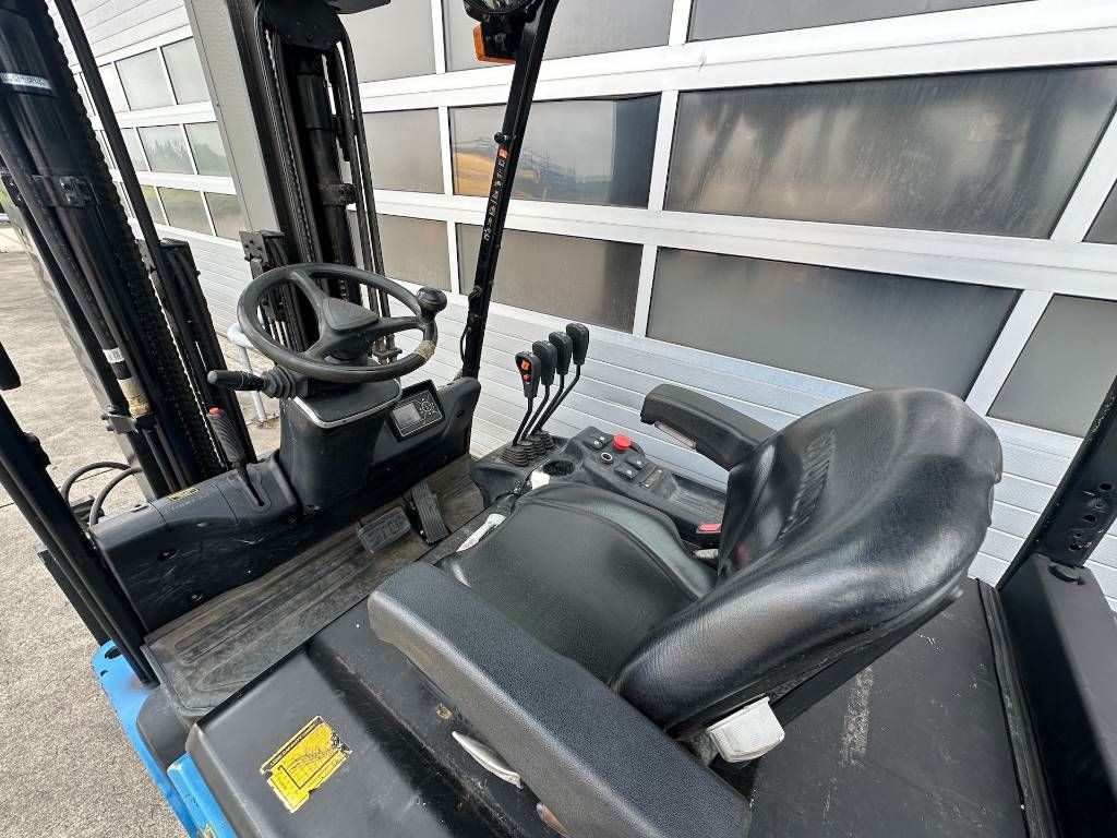 Hyundai 30BH-9 - 3ton - 3000kg heftruck elektrisch Triplex