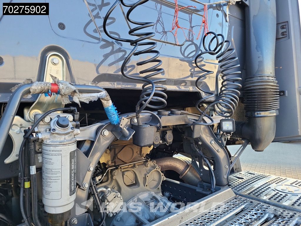 Mercedes Actros 1851 4X2 BigSpace 2x Tanks