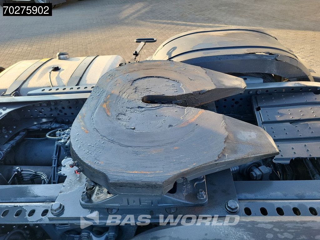 Mercedes Actros 1851 4X2 BigSpace 2x Tanks