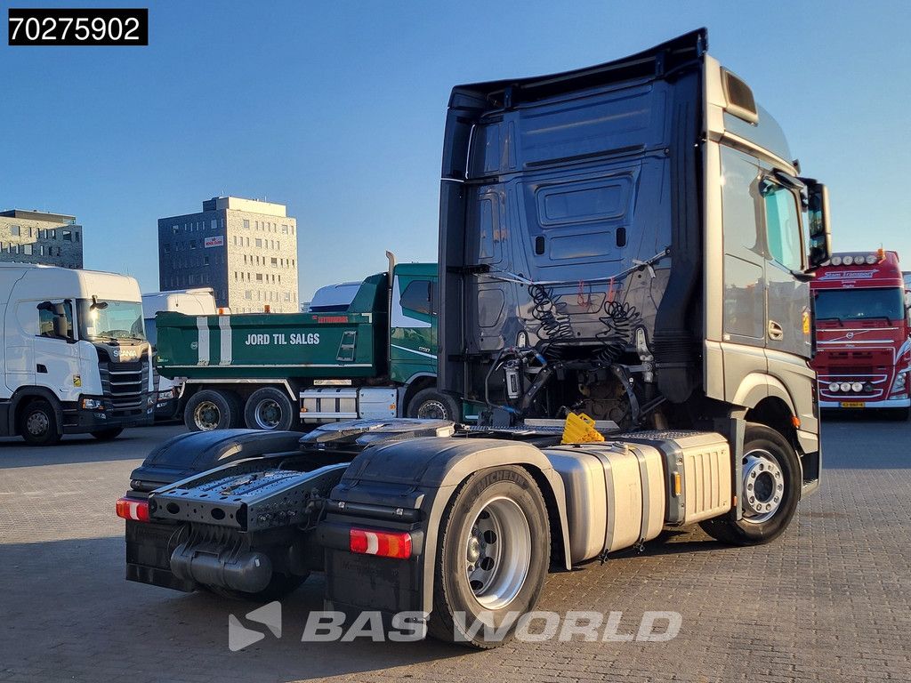 Mercedes Actros 1851 4X2 BigSpace 2x Tanks