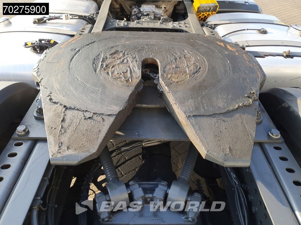 Mercedes Actros 1851 4X2 BigSpace 2x Tanks