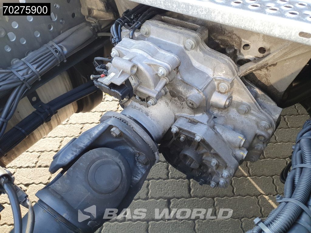 Mercedes Actros 1851 4X2 BigSpace 2x Tanks