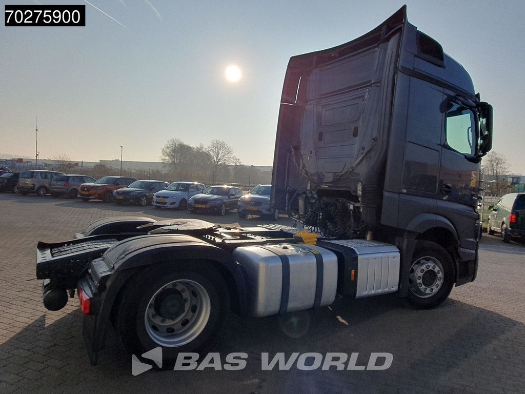 Mercedes Actros 1851 4X2 BigSpace 2x Tanks