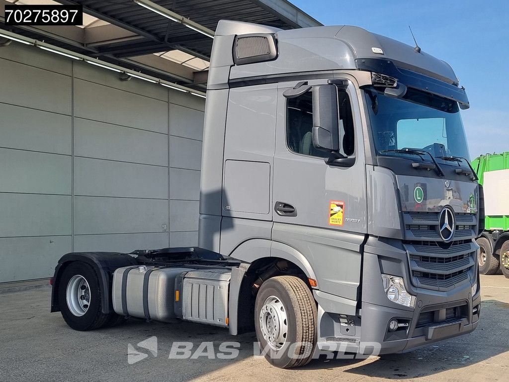 Mercedes Actros 1851 4X2 BigSpace 2x Tanks
