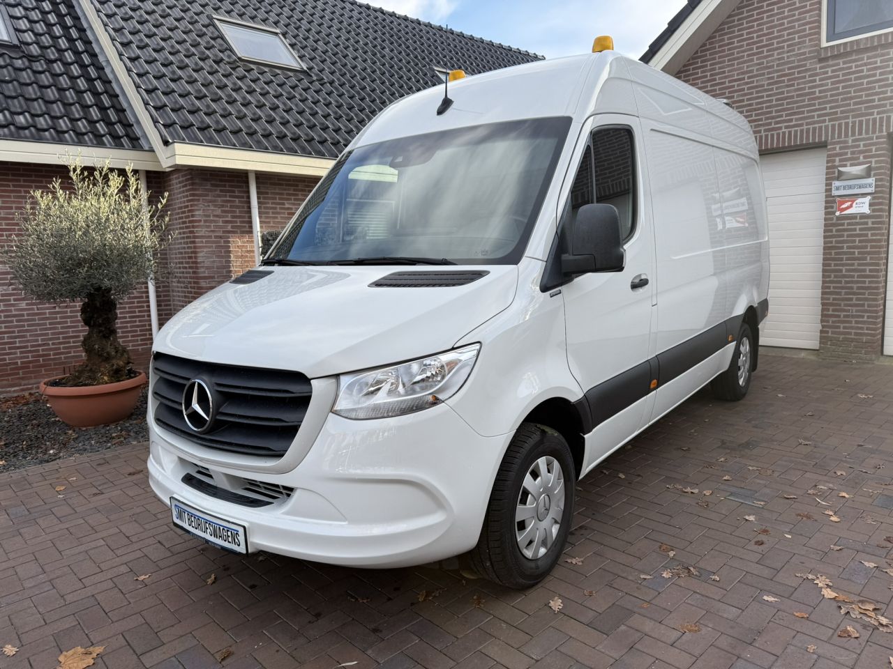 Mercedes Sprinter service bus trekgewicht 3500 kg