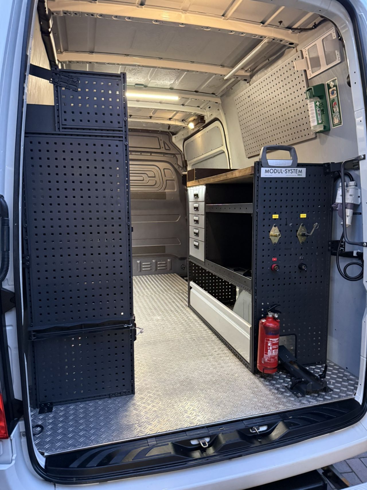 Mercedes Sprinter service bus trekgewicht 3500 kg
