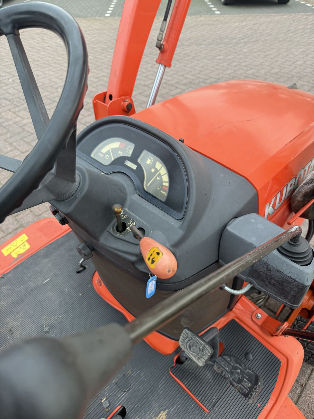 Kubota bx2350 Hydrostaat met voorlader