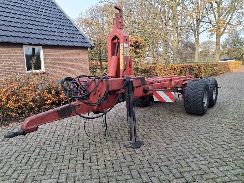 Pronar T185 haakarm/kipper