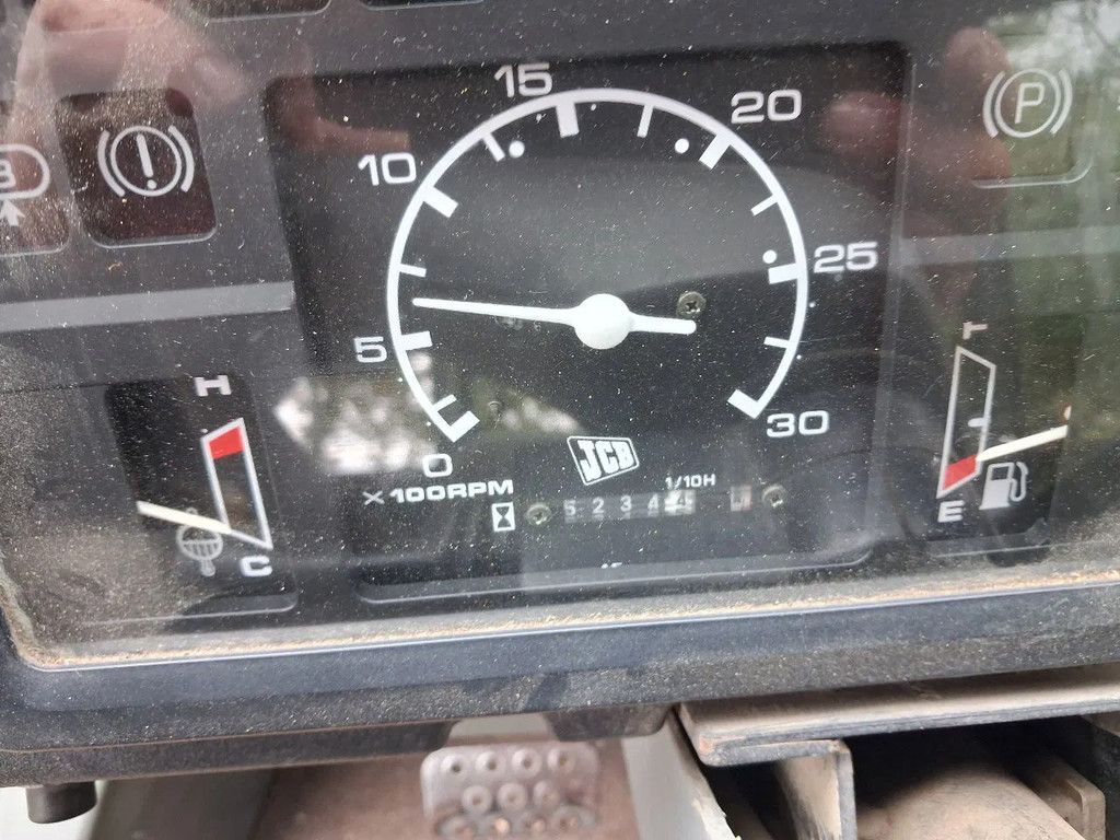 JCB FASTRAC 145 luchtremmen 55km