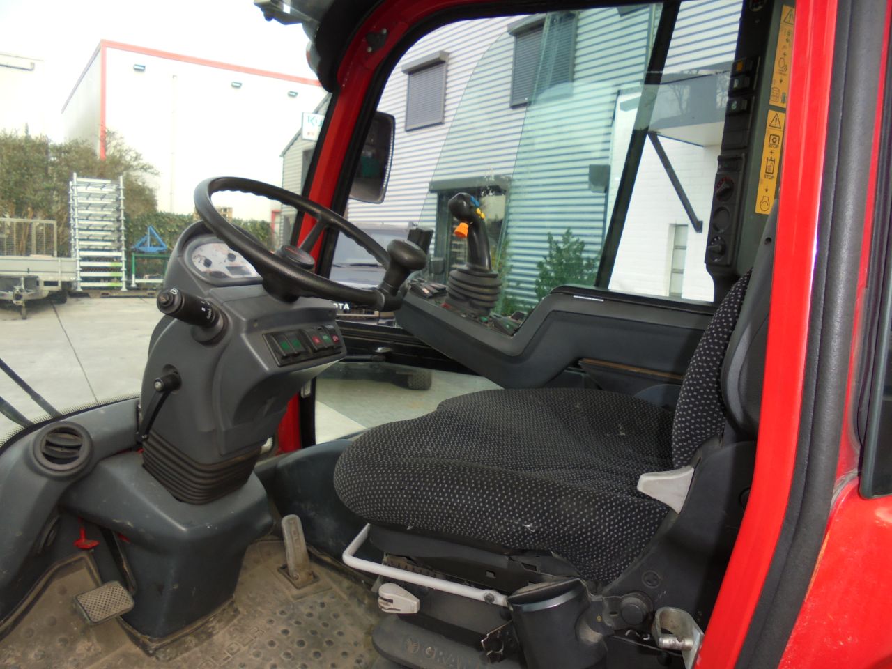 Holder C250 werktuigendrager