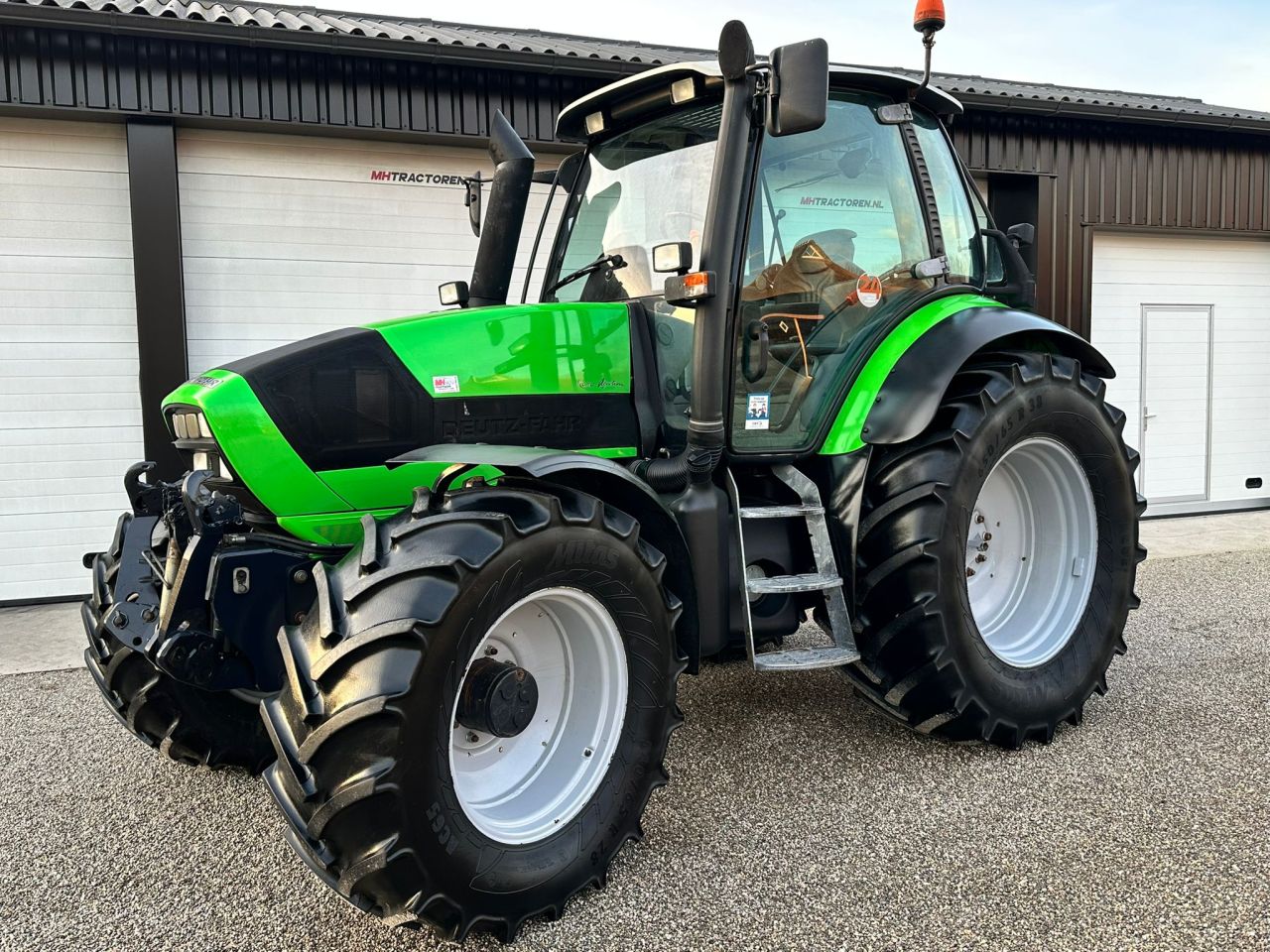 TE KOOP: zeer nette DEUTZ M620