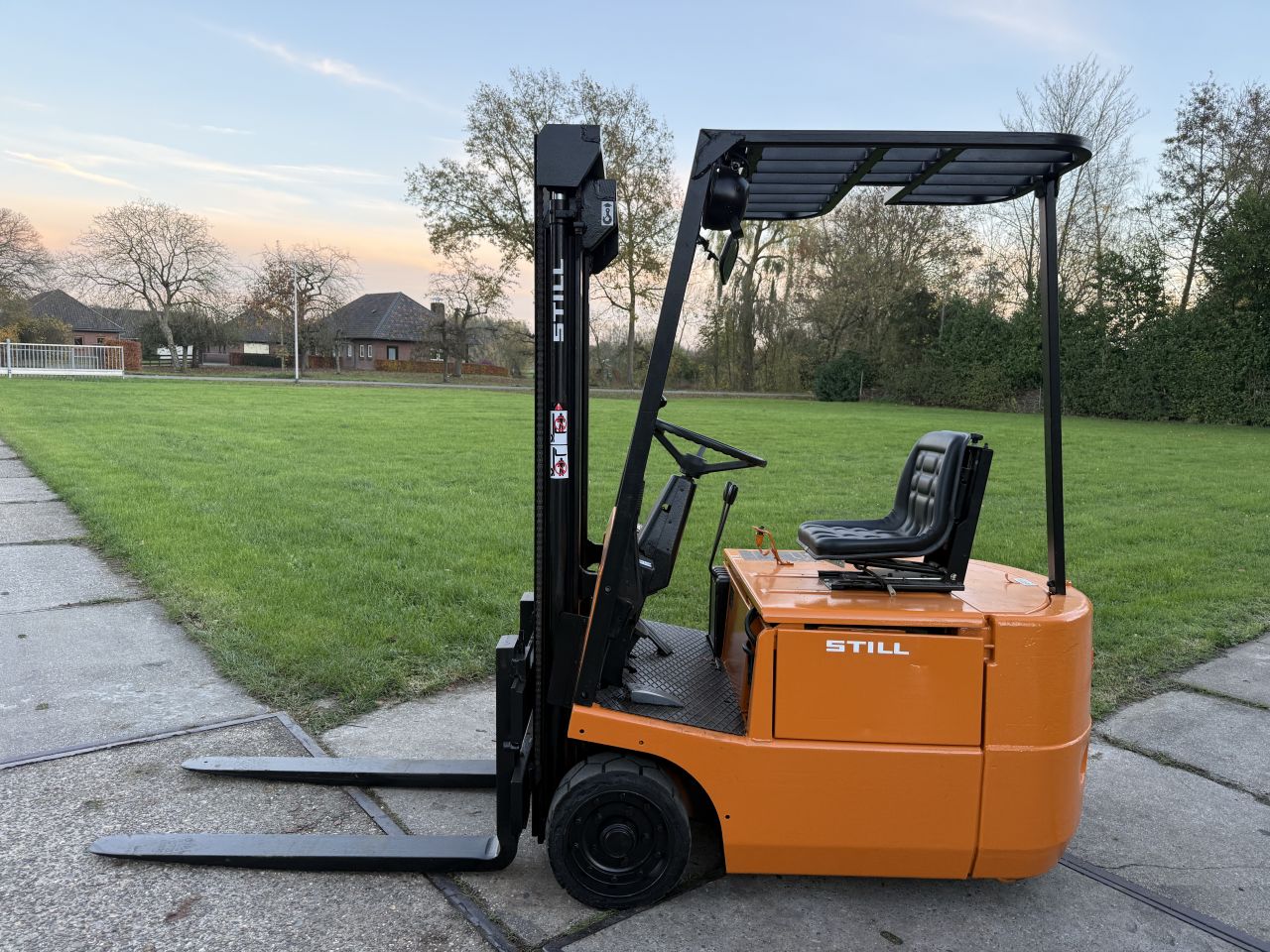 Still R50-12 | 1200KG | elektrisch | 4900uur | inclusief oplader