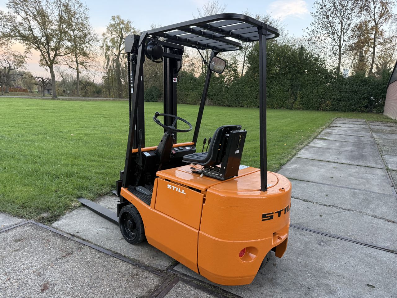 Still R50-12 | 1200KG | elektrisch | 4900uur | inclusief oplader