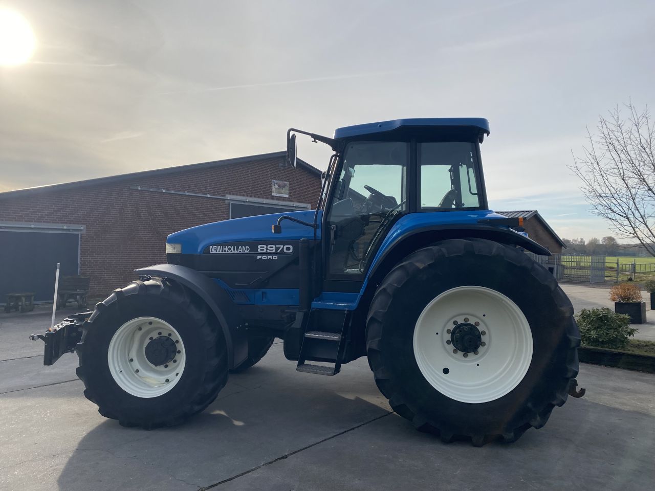 Mooie originele New holland 8970. Gps luchtremmen en fronthef