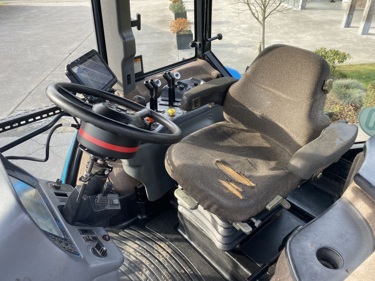 Mooie originele New holland 8970. Gps luchtremmen en fronthef