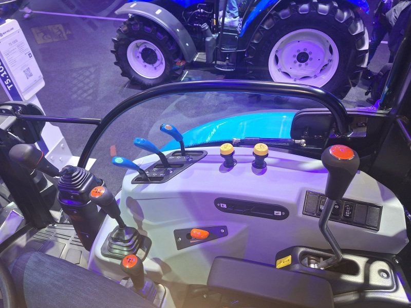New Holland EINFÜHRUNGSAKTION Neue Modellbaureihe T 5 S
