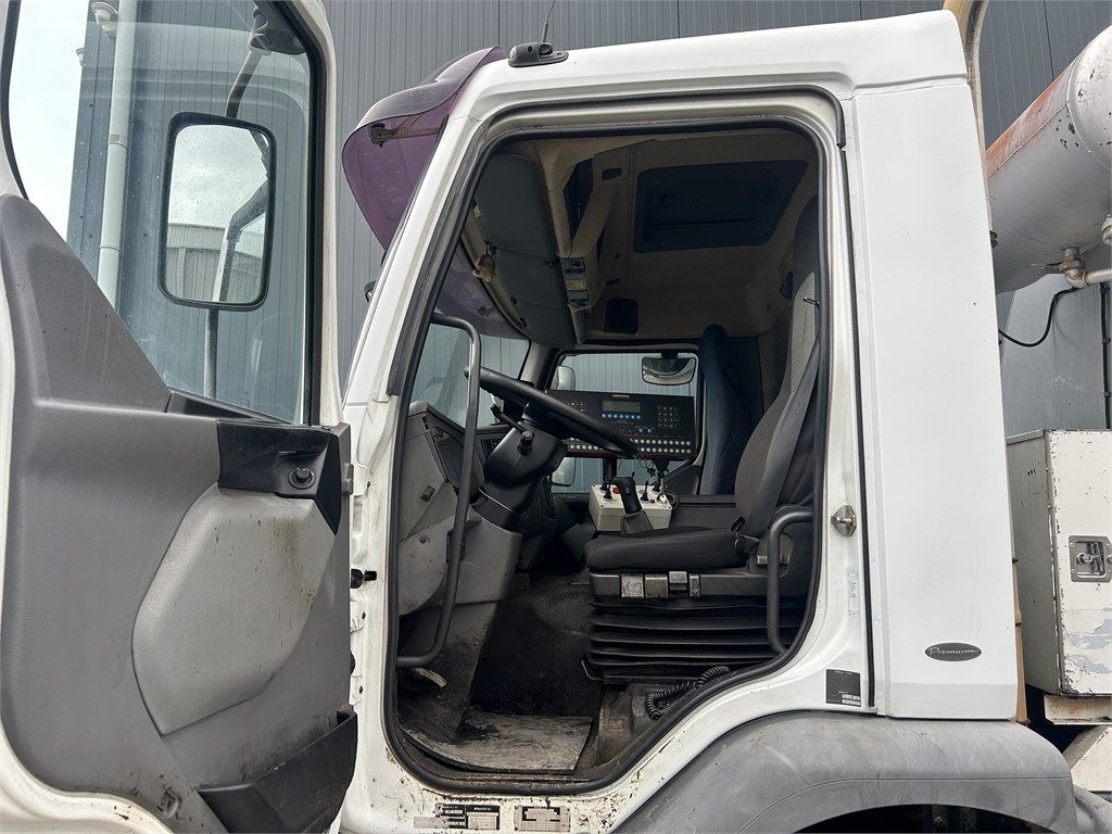 Renault Rincheval - 12.000 Liter