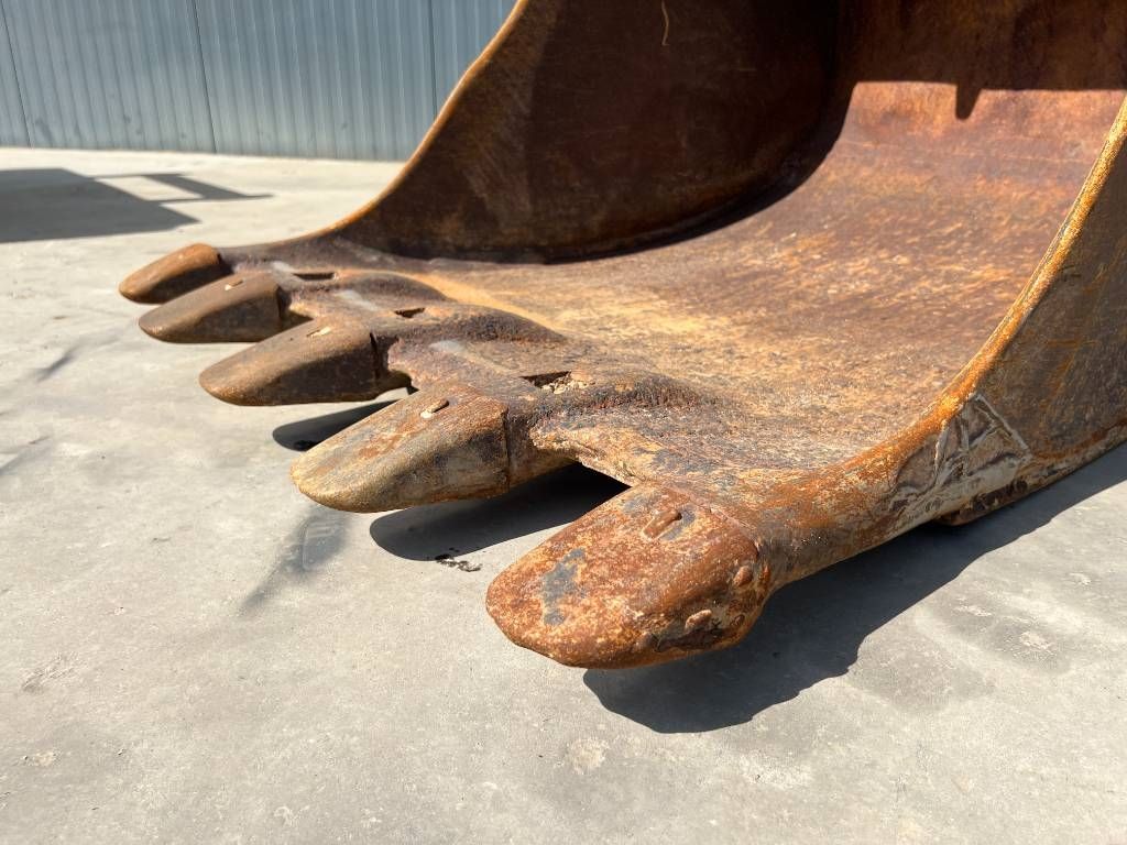 Miller Caterpillar Geith