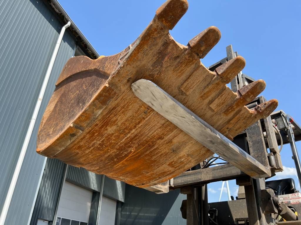 Miller Caterpillar Geith