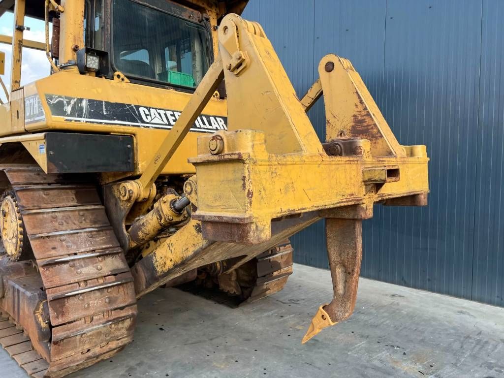CAT D7H