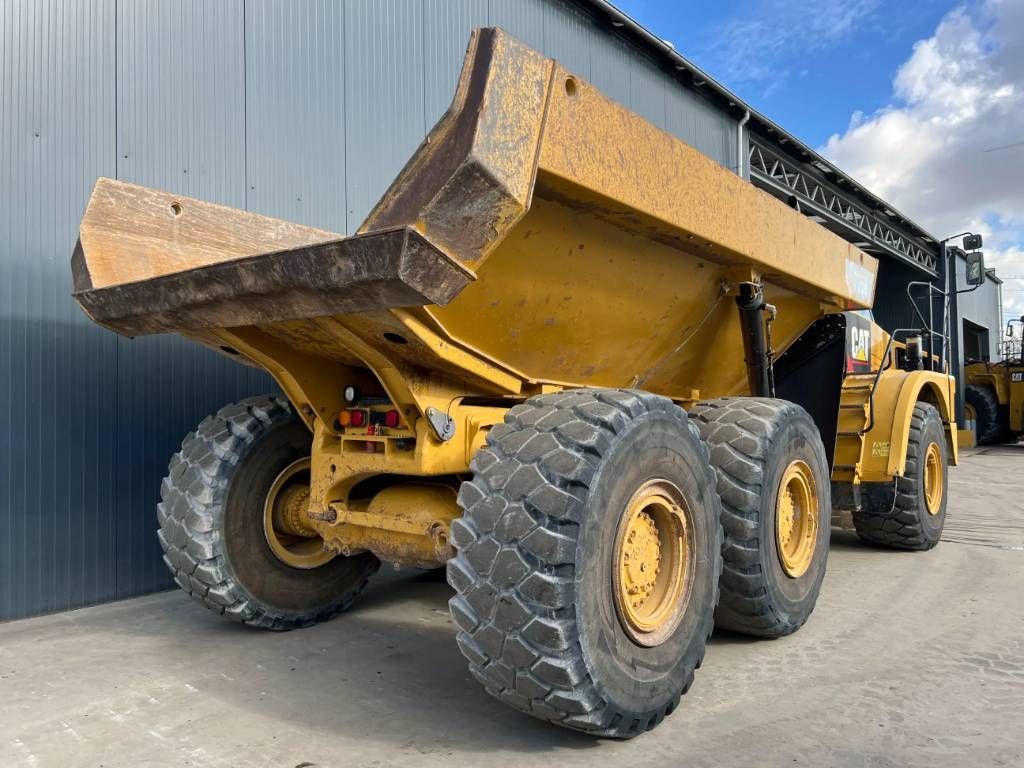 CAT 735 | 735B