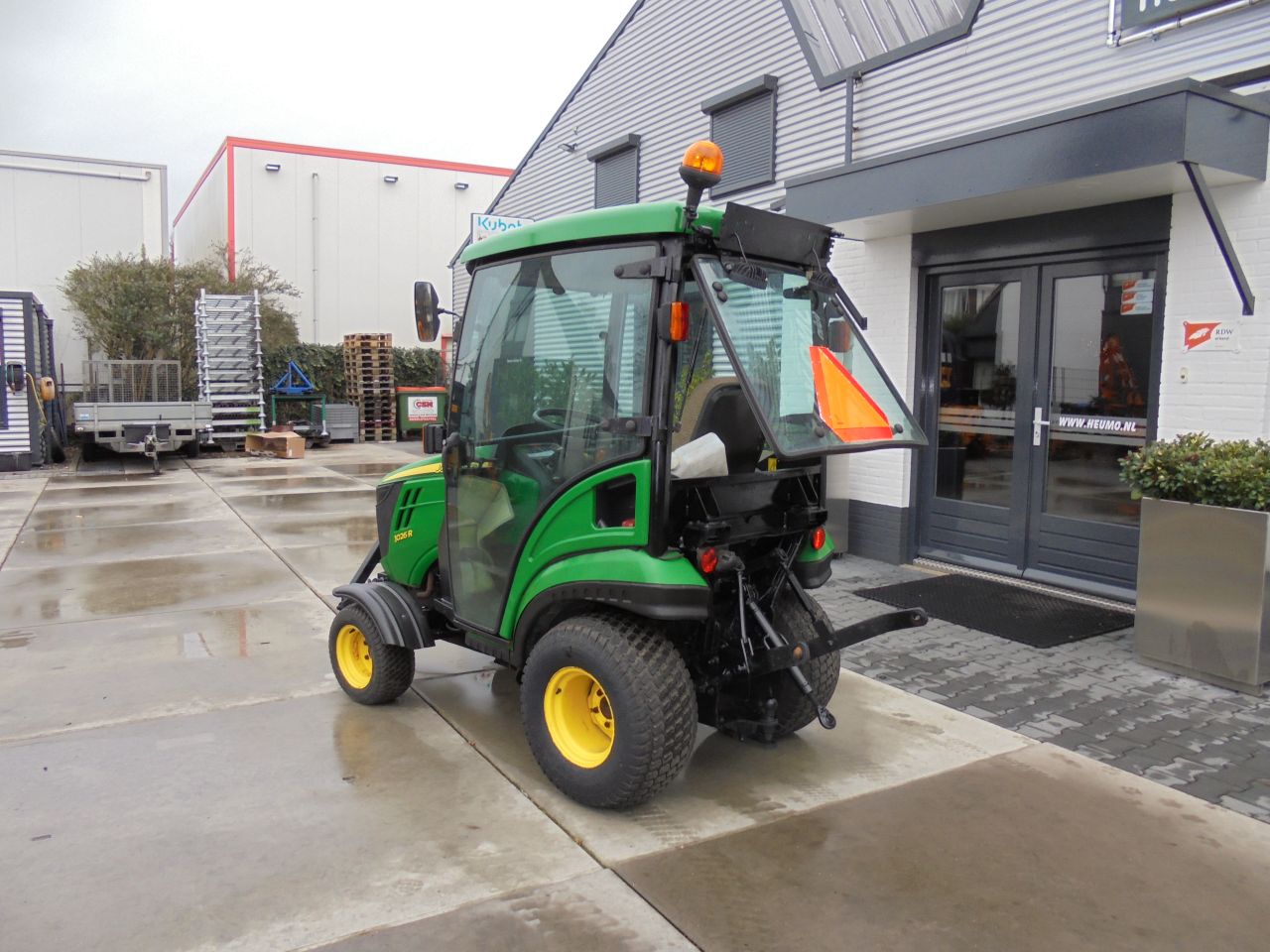 John deere 1026R