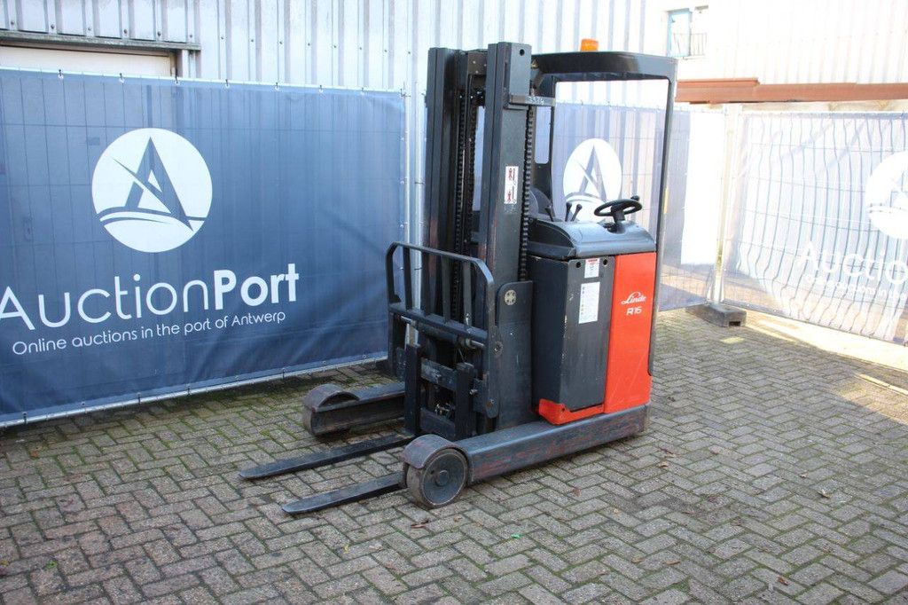 Reach truck Linde R16N Electric 1600kg 4.7m 1995