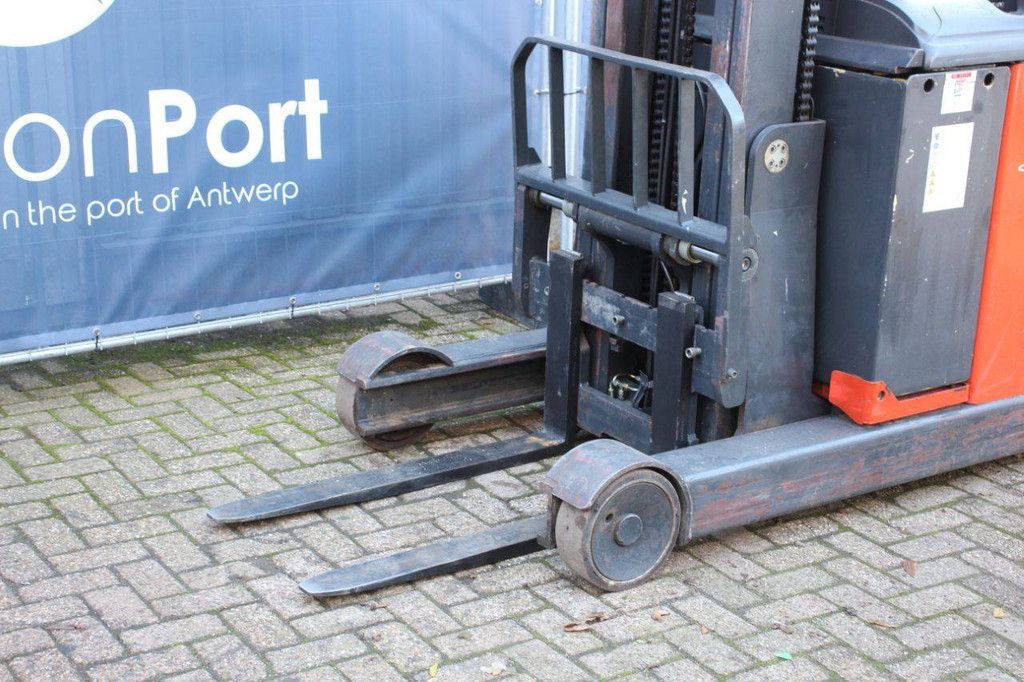 Reach truck Linde R16N Electric 1600kg 4.7m 1995